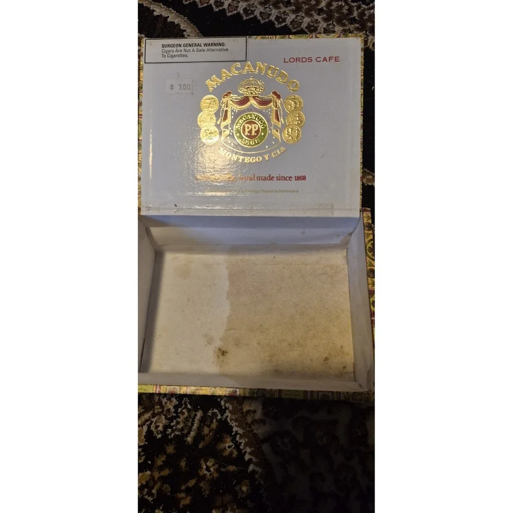 Macanudo‎ Lords Cafe EMPTY Wooden Cigar Box 25 Count Display